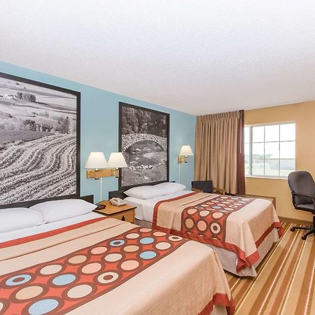 Super 8 by Wyndham Clarinda Motel Bagian luar foto