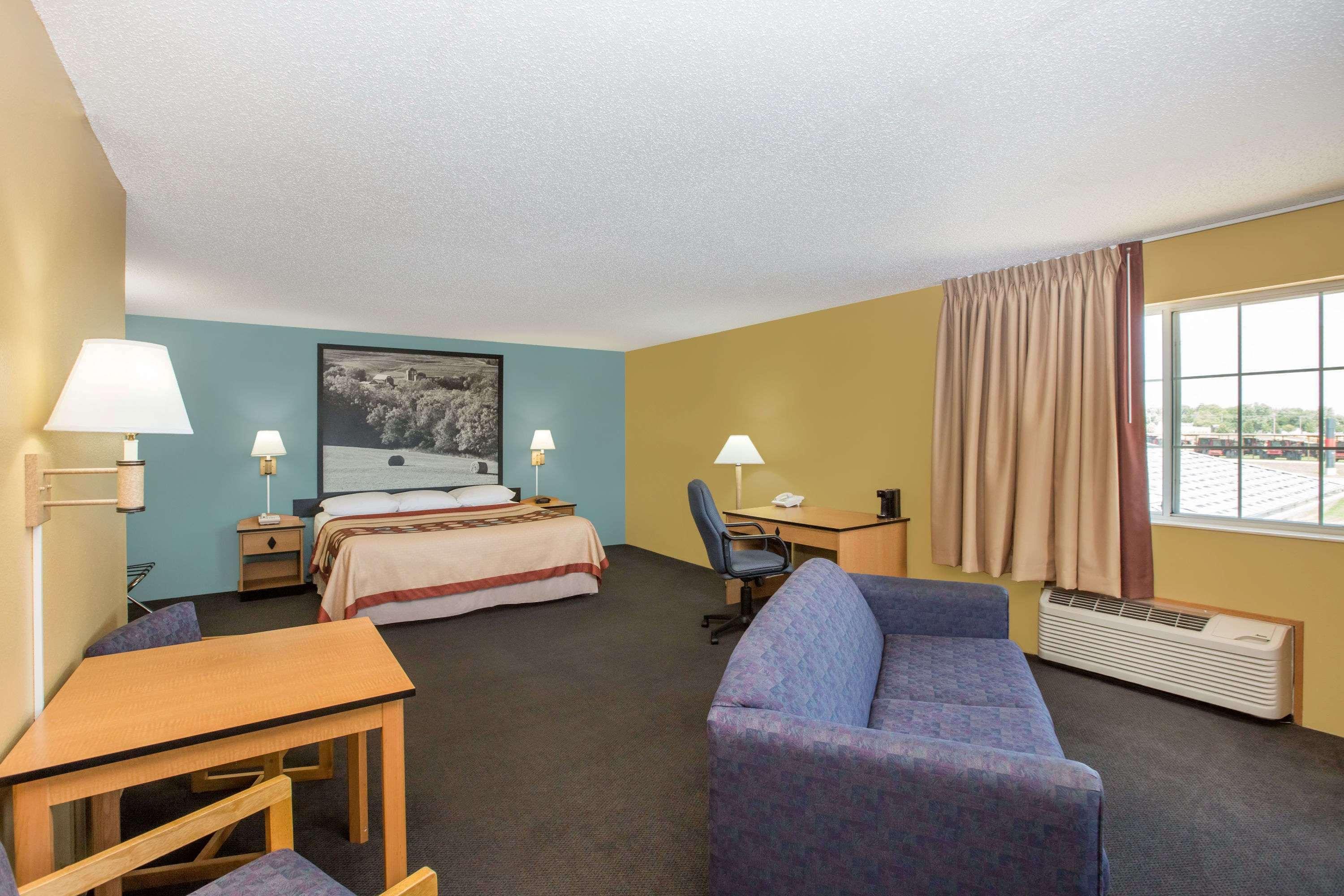Super 8 by Wyndham Clarinda Motel Bagian luar foto